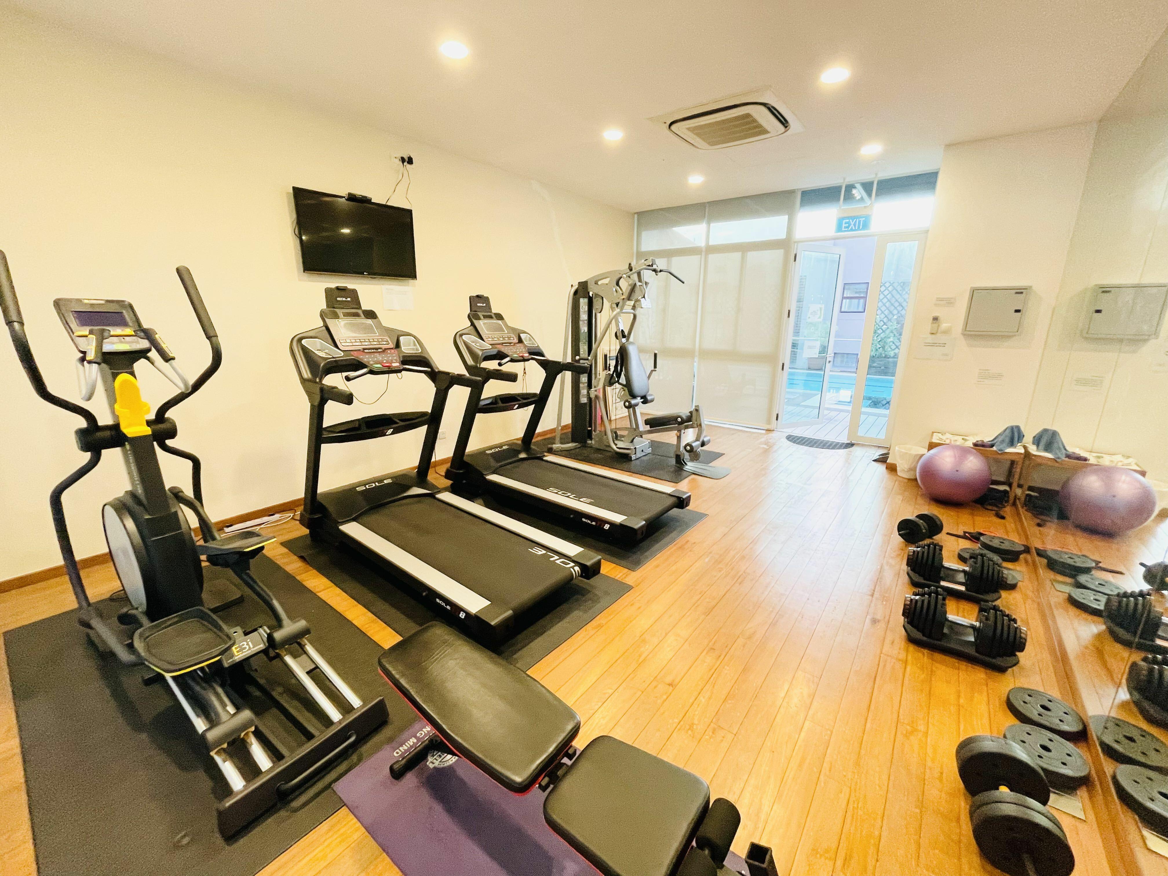 Condominium for Rent: Holland, D10, 278555