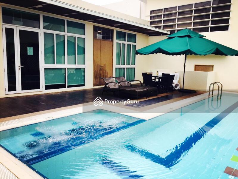 Condominium for Rent: Holland, D10, 278555