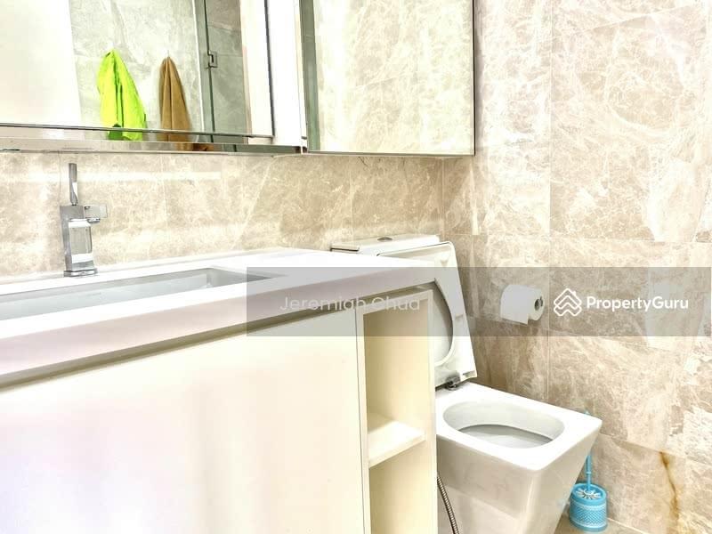 Kingsford Hillview Peak