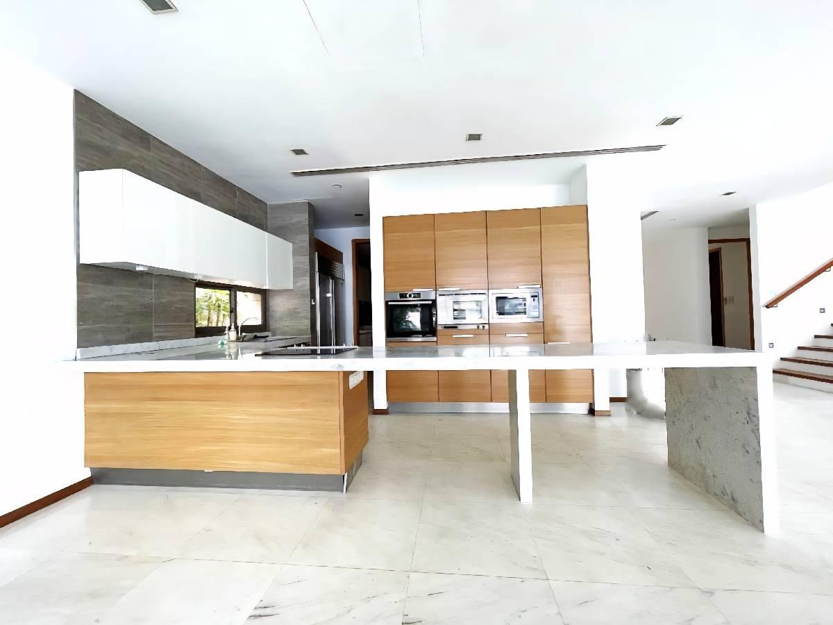 Detached for Rent: Sentosa, D04