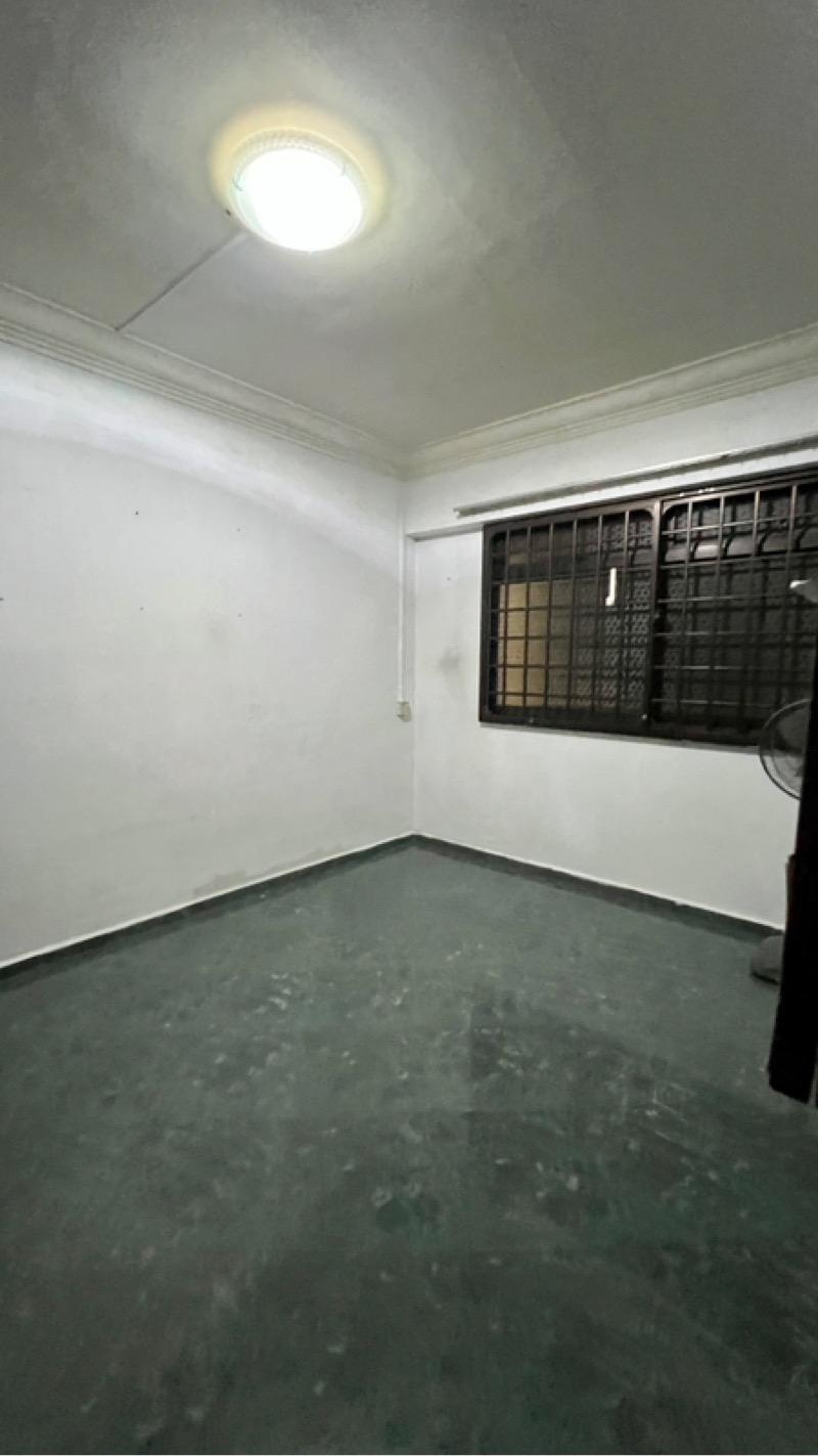 188C Rivervale Drive HDB Apartment Room Rental, $850, 1 Bed 1 Bath 107 sqft $7.94 psf