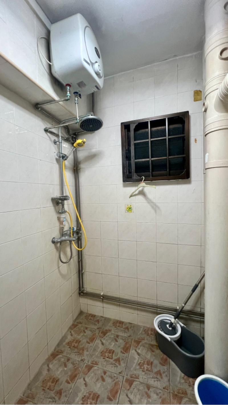 188C Rivervale Drive HDB Apartment Room Rental, $850, 1 Bed 1 Bath 107 sqft $7.94 psf