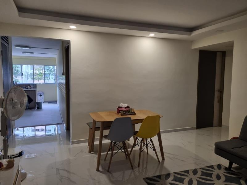 217 Jurong East Street 21 HDB Apartment Room Rental, $1,200, 1 Bed 1 Bath 161 sqft $7.45 psf