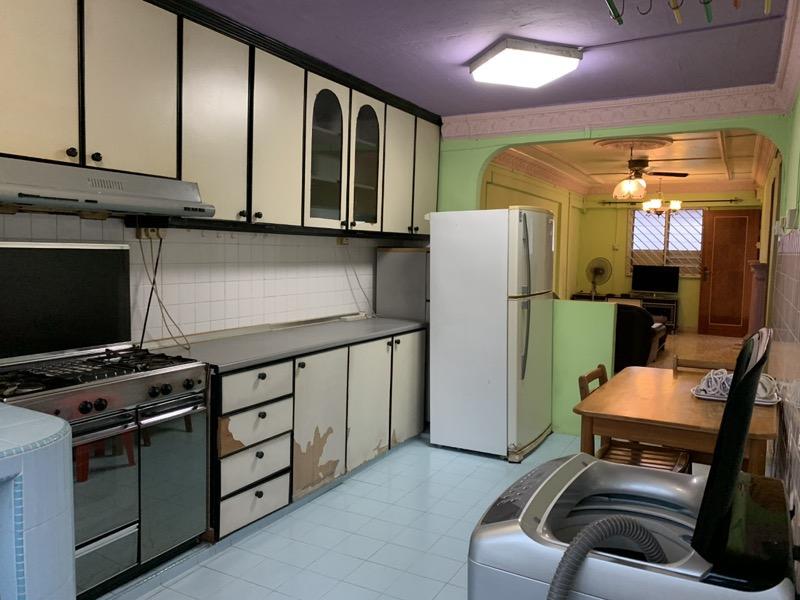 210 Jurong East Street 21 HDB Apartment For Rent, $2,900, 2 Bed 2 Bath 64 sqft $45.31 psf