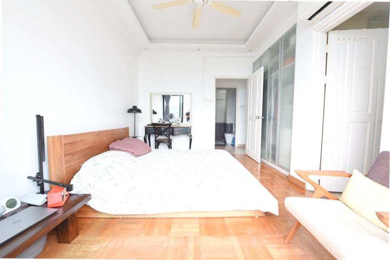 Spring Grove Condominium For Rent, $7,900, 3 Bed 3 Bath 1,389 sqft $5.69 psf