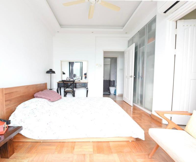 Spring Grove Condominium For Rent, $7,900, 3 Bed 3 Bath 1,389 sqft $5.69 psf