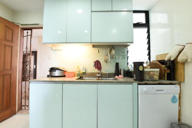 Spring Grove Condominium For Rent, $7,900, 3 Bed 3 Bath 1,389 sqft $5.69 psf