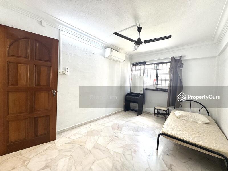 738 Yishun Street 72
