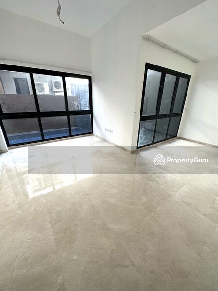 Prop-GPT: Corner Terrace: D23  Cashew Green