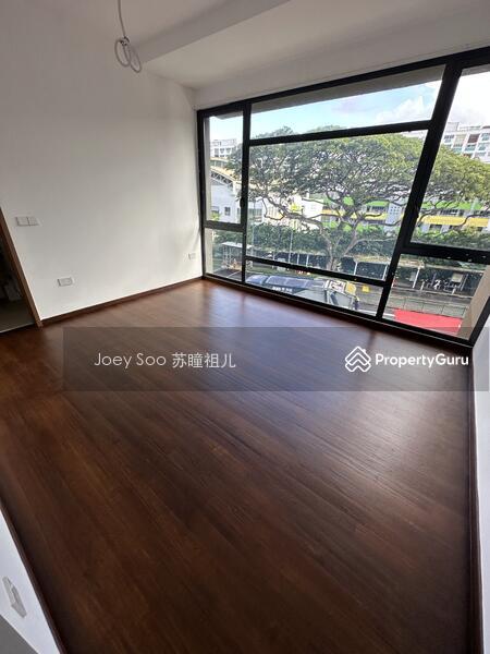 Corner Terrace for Rent: D23, 679691