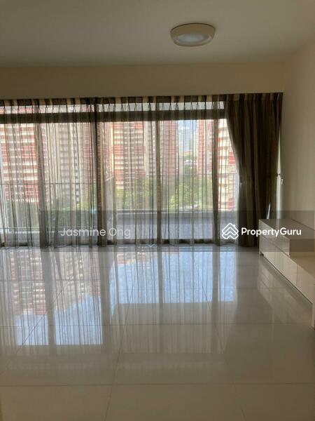 Prop-GPT: Condominium: D03  The Metropolitan Condominium