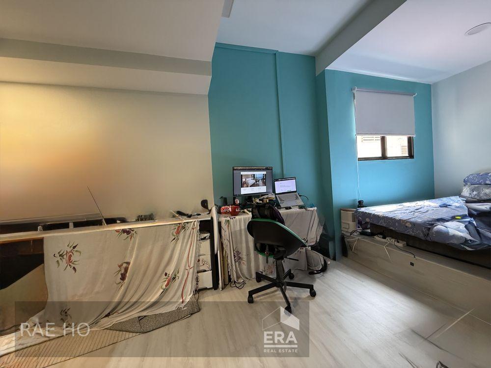 Cozy and Spacious Unit. Walking Distance to Mrt