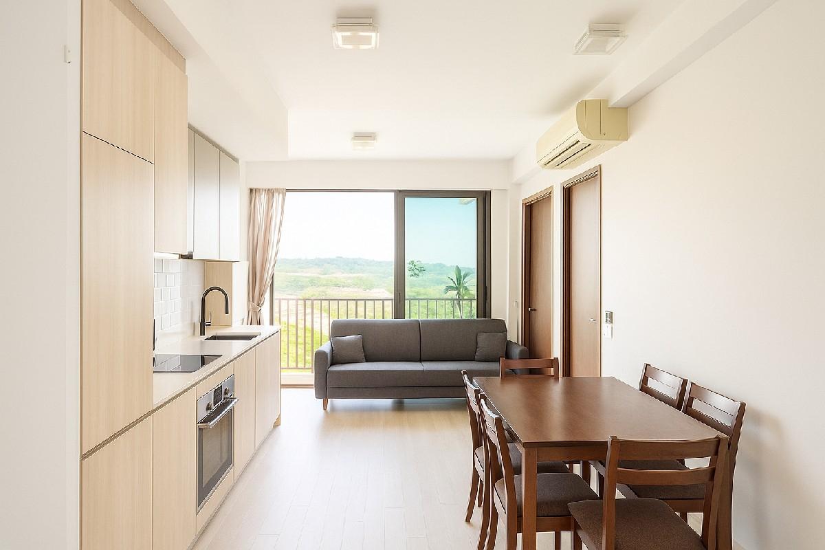 Prop-GPT: Condominium: D23  Foresque Residences