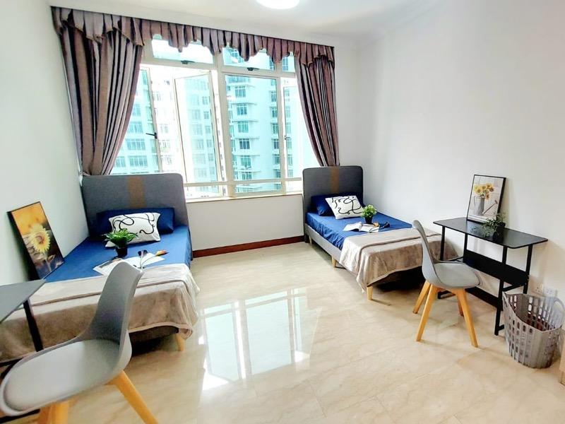 Prop-GPT: Condominium: D19 Sengkang Compass Heights