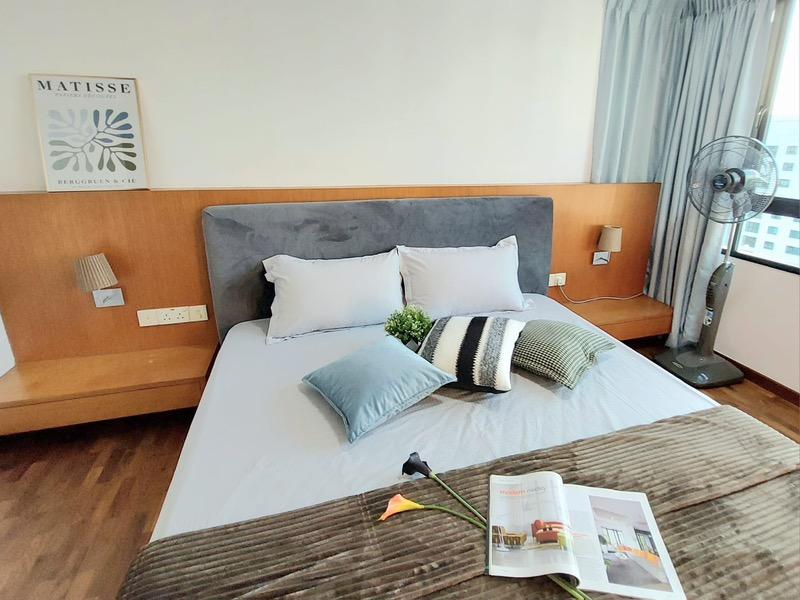 Prop-GPT: Condominium: D25 Woodlands Woodsvale