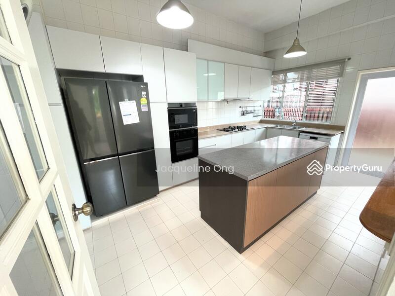 Semi-Detached at Greenleaf Road