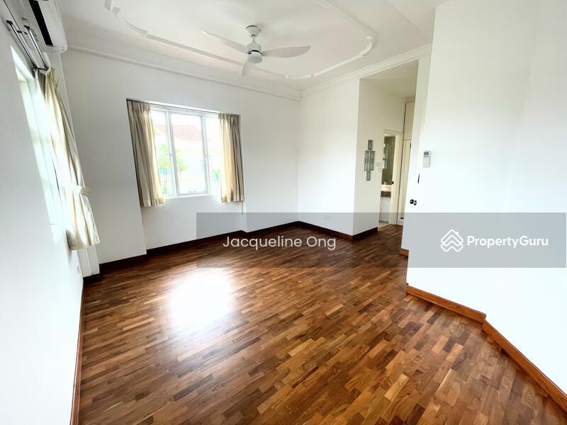 Semi-Detached at Greenleaf Road