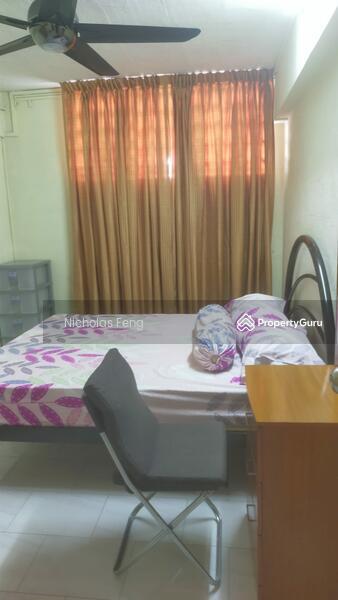 Prop-GPT: HDB Flat: D19 Hougang 626 Hougang Avenue 8