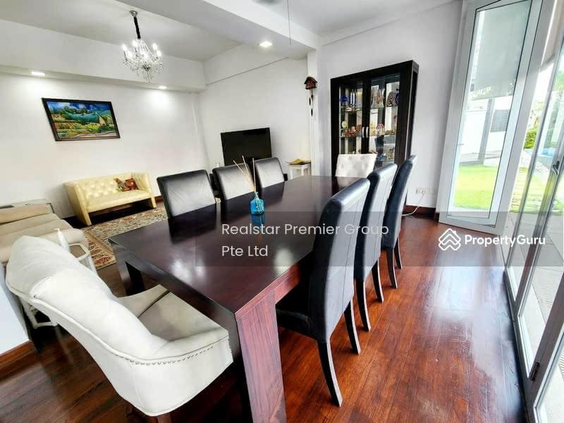 Modern Semi-Detached with Pool near Dulwich College