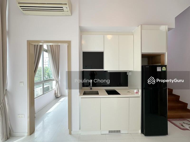 Condominium for Rent: Holland, D10, 278580