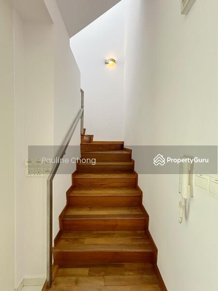 Condominium for Rent: Holland, D10, 278580