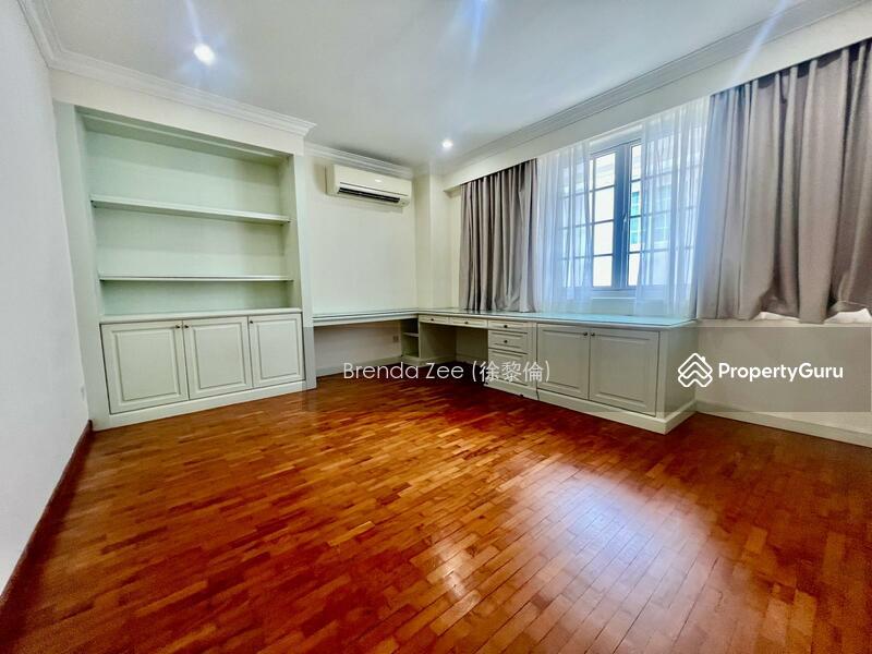 Bukit Timah ? Lavish GCB with Pool ? Near MRT & Schools