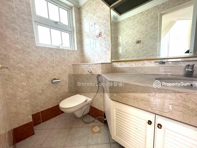 Bukit Timah ? Lavish GCB with Pool ? Near MRT & Schools