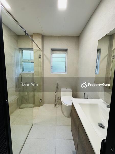 Semi-Detached for Rent: D19, 548695