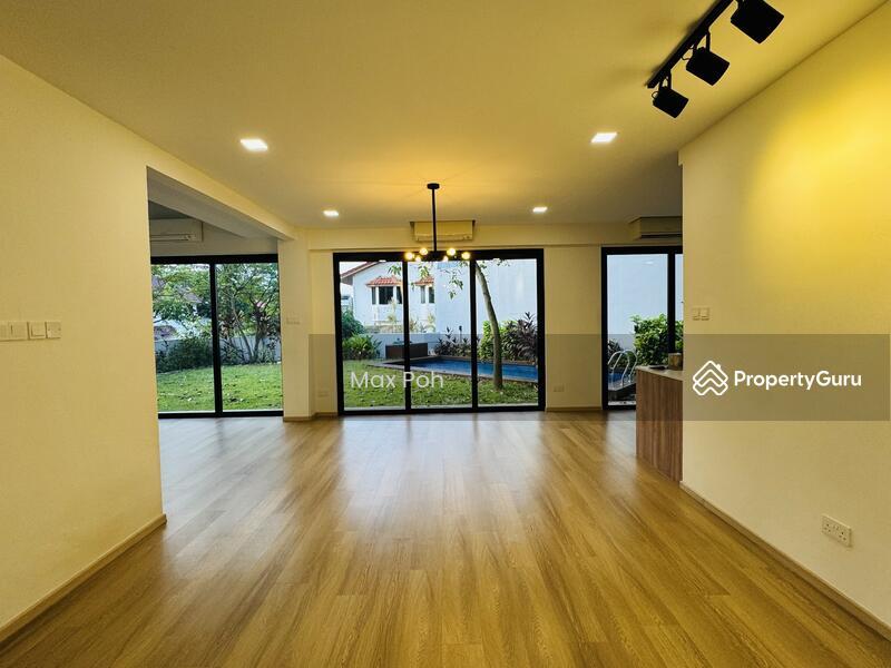 Semi-Detached for Rent: D19, 548695