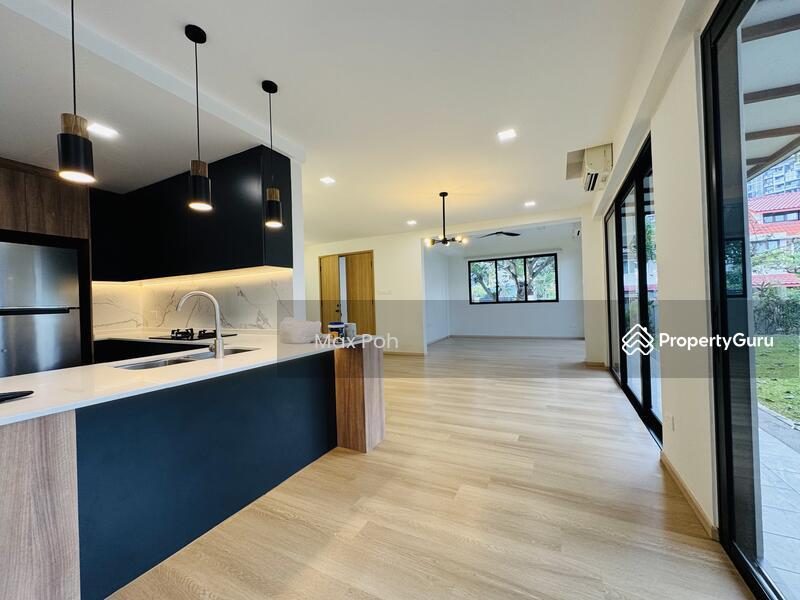 Semi-Detached for Rent: D19, 548695