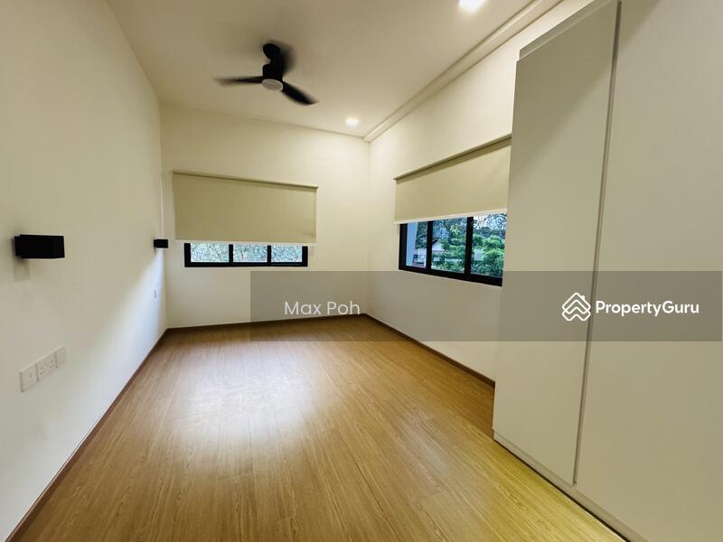 Semi-Detached for Rent: D19, 548695