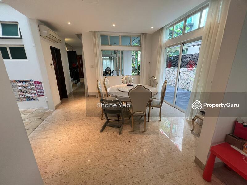 Charming 3 Storey Semi-Detached For Rent