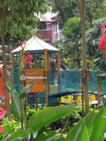 8 Holland Avenue