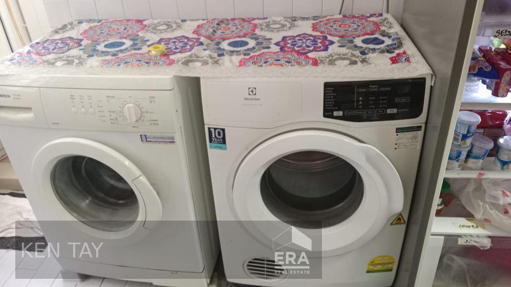 HDB - 1 room for Rent: Hougang Avenue 8, Hougang, D19, 530636
