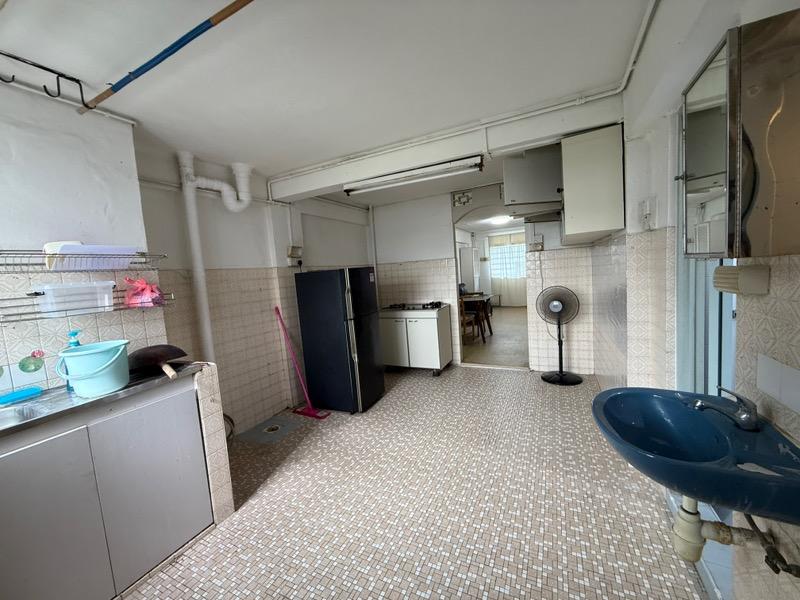 22 Sin Ming Road HDB Apartment For Rent, $2,800, 2 Bed 2 Bath 710 sqft $3.94 psf