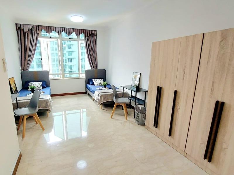 Compass Heights Condominium Room Rental, $1,680, 1 Bed 250 sqft $6.72 psf