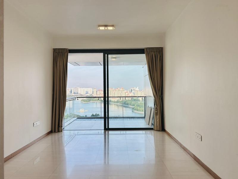 Prop-GPT: Condominium: D07 Beach Road Concourse Skyline