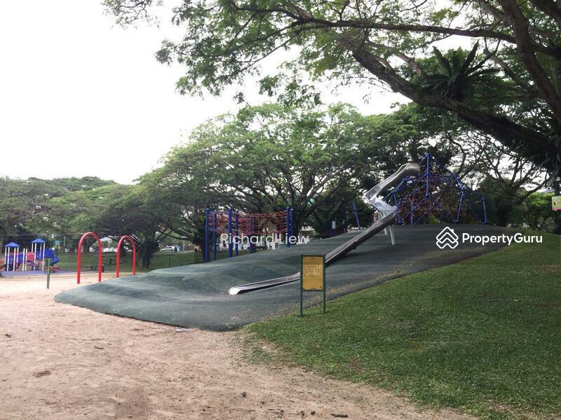 Terrace for Rent: Pasir Ris, D18, 519126