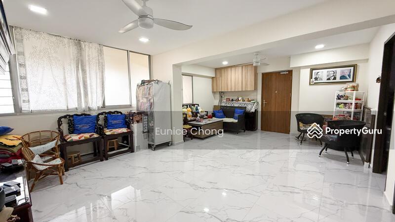 Prop-GPT: HDB Flat: D20 Bishan 213 Bishan Street 23