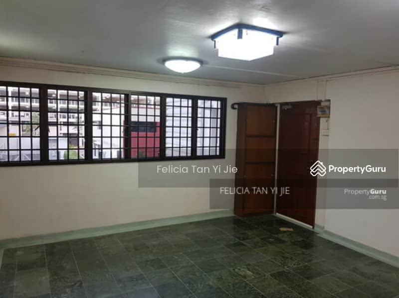 Prop-GPT: HDB Flat: D15 Marine Parade 76 Marine Drive