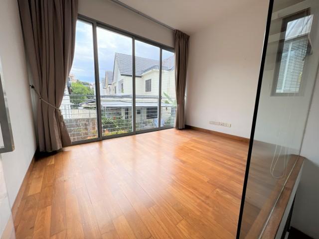 Cluster House for Rent: D21