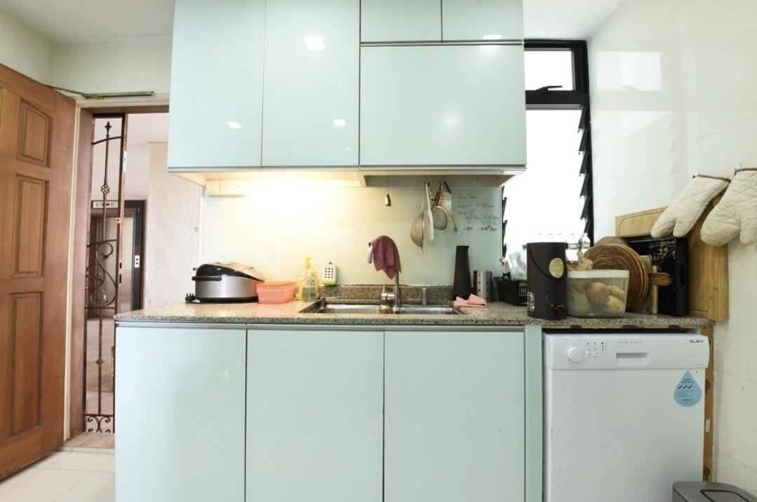 SPRING GROVE Condominium For Rent, $7,900, 3 Bed 2 Bath 1,389 sqft $5.69 psf