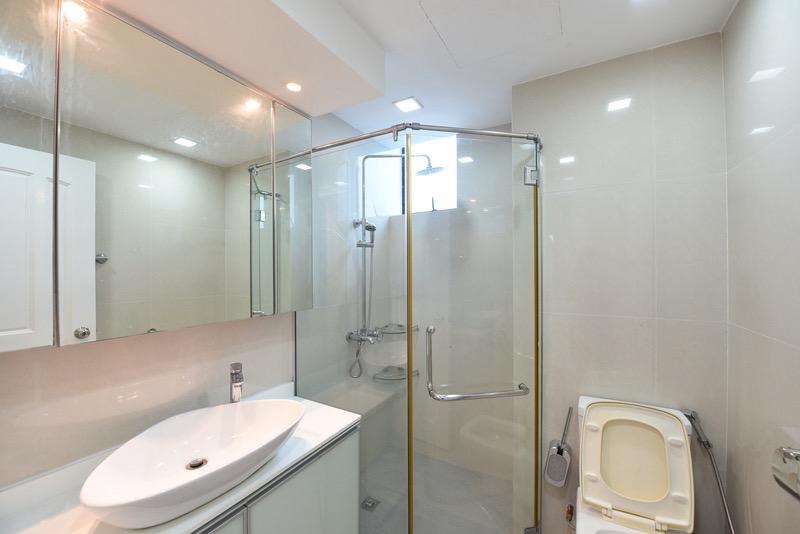 Spring Grove Condominium For Rent, $9,800, 5 Bed 3 Bath 1,789 sqft $5.48 psf