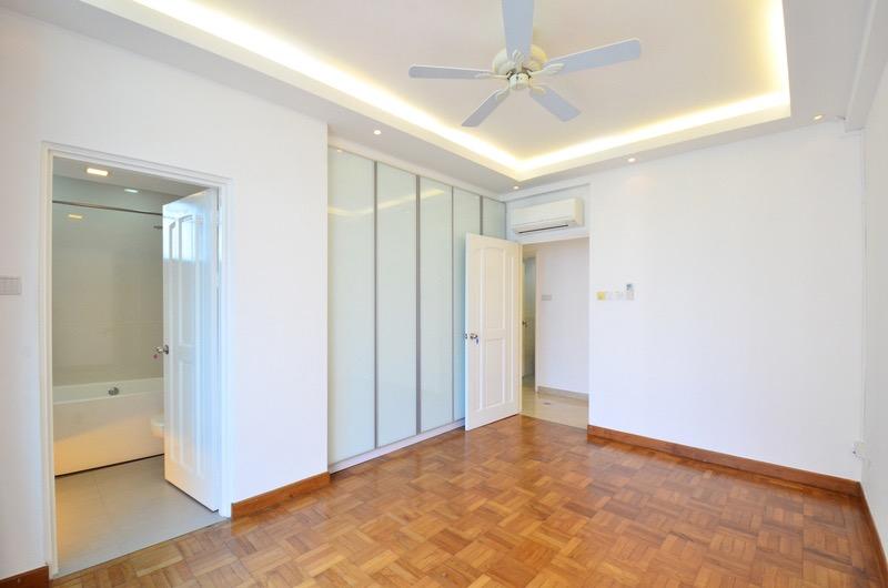 Spring Grove Condominium For Rent, $9,800, 5 Bed 3 Bath 1,789 sqft $5.48 psf