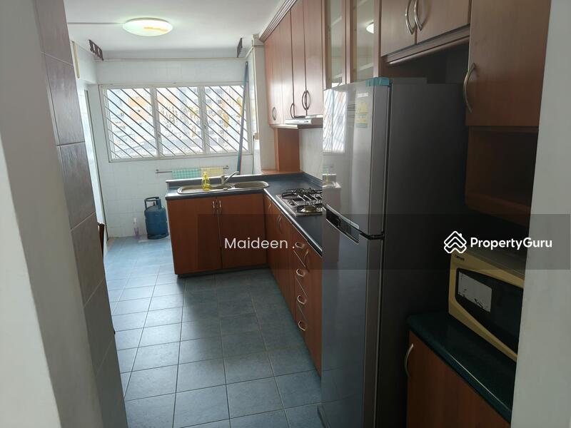 207 Serangoon Central