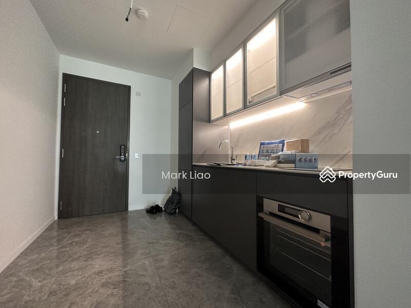 Prop-GPT: Condominium: D07  The M