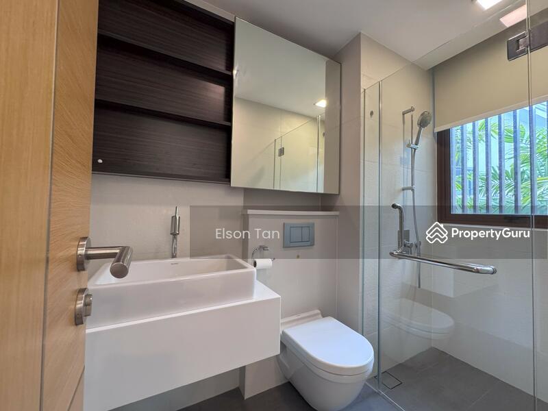Condominium - Cluster House for Rent: Serangoon, D19, 557749