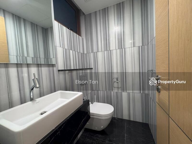 Condominium - Cluster House for Rent: Serangoon, D19, 557749
