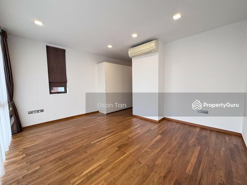 Condominium - Cluster House for Rent: Serangoon, D19, 557749