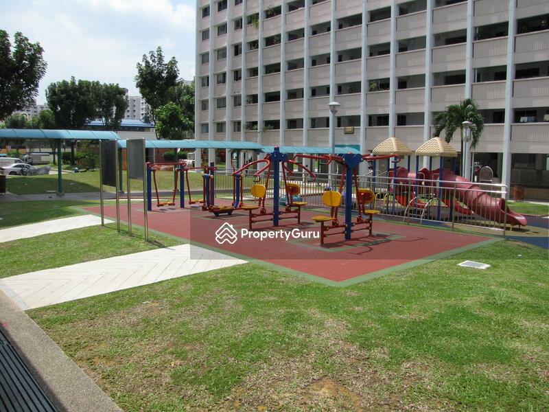 HDB Flat for Rent: D23, 670229